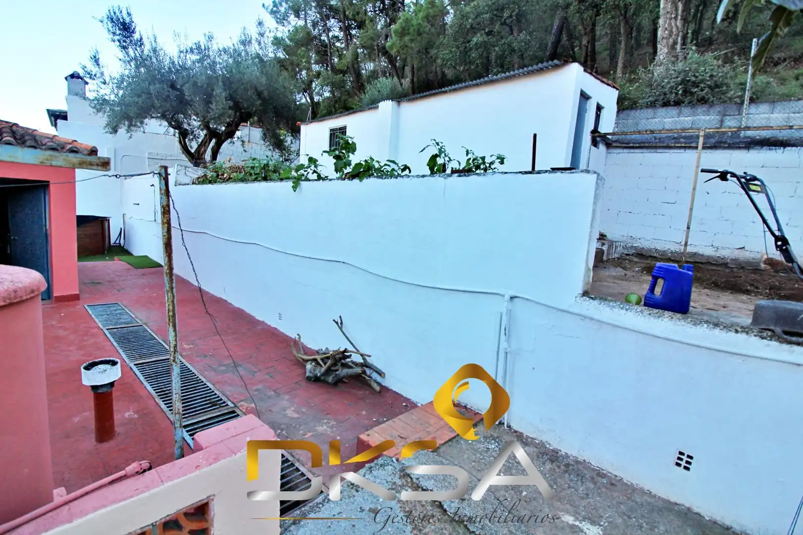 Exterior view of Houses for sale in Eslida  with Private garden, Terrace and Storage room