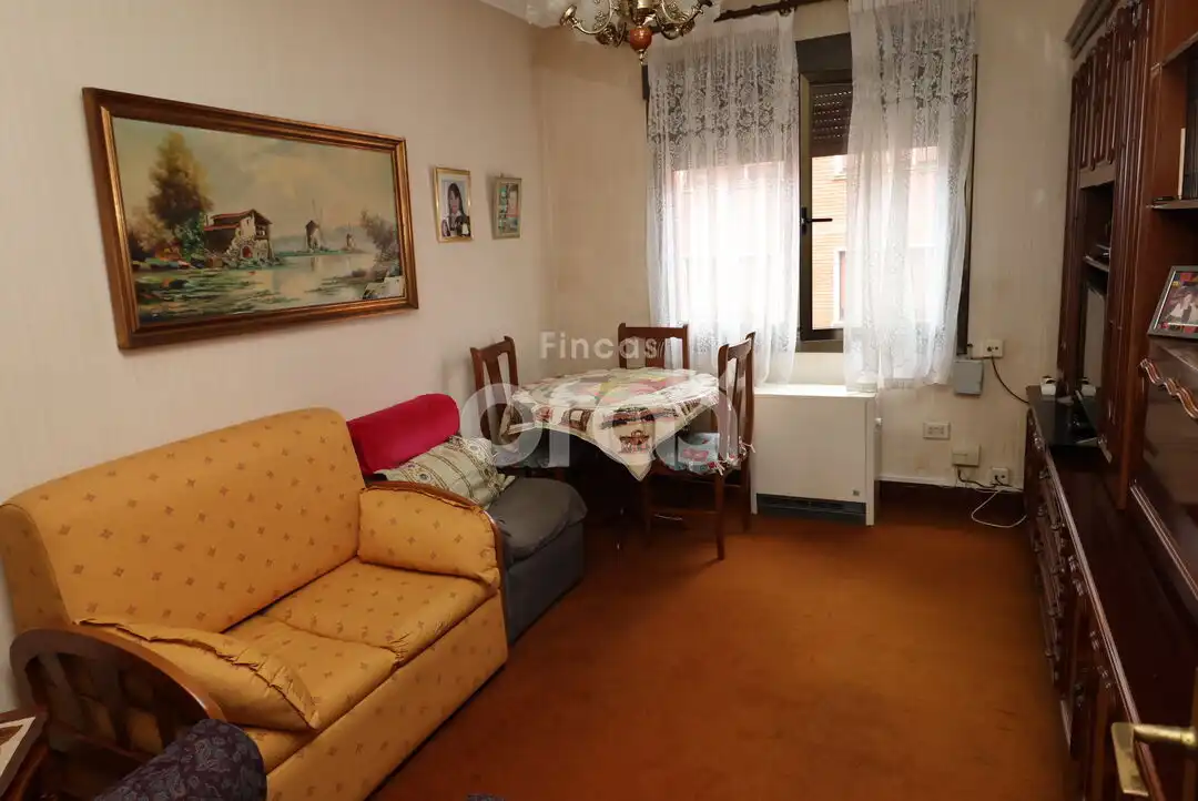 Living room of Flat for sale in Santurtzi   with Heating and Furnished