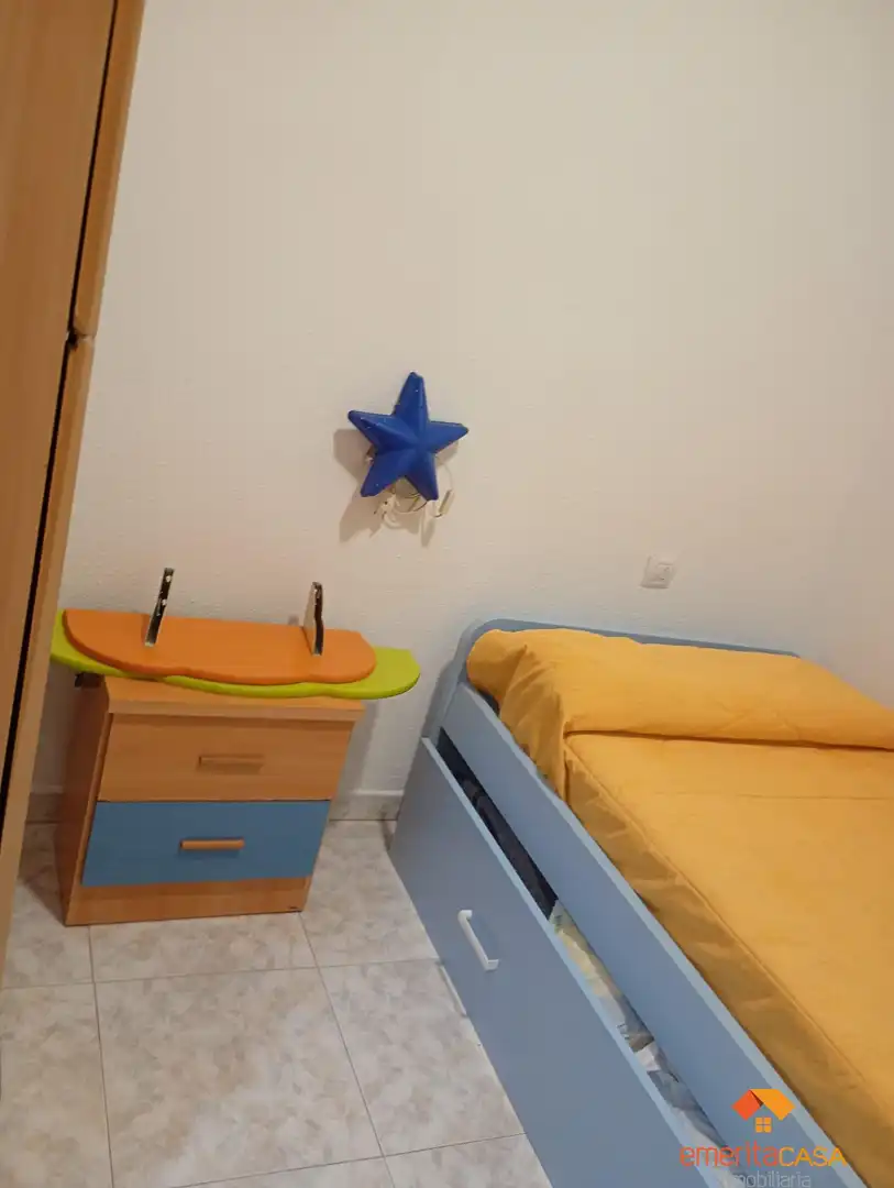 Dormitori de Pis en venda en Malpartida de Cáceres amb Balcó