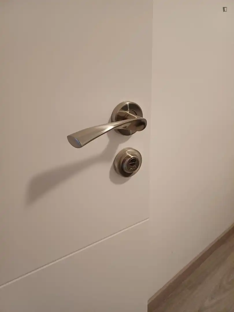 Bany de Apartament per a compartir en Azuqueca de Henares amb Aire condicionat, Calefacció i Moblat