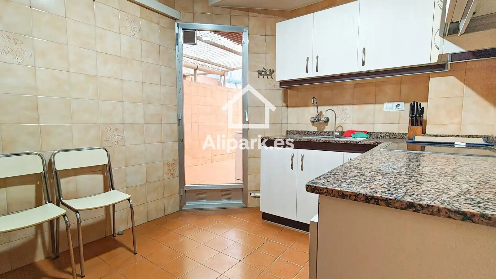 Cocina de Piso en venta en Alicante / Alacant con Aire acondicionado, Calefacción y Amueblado