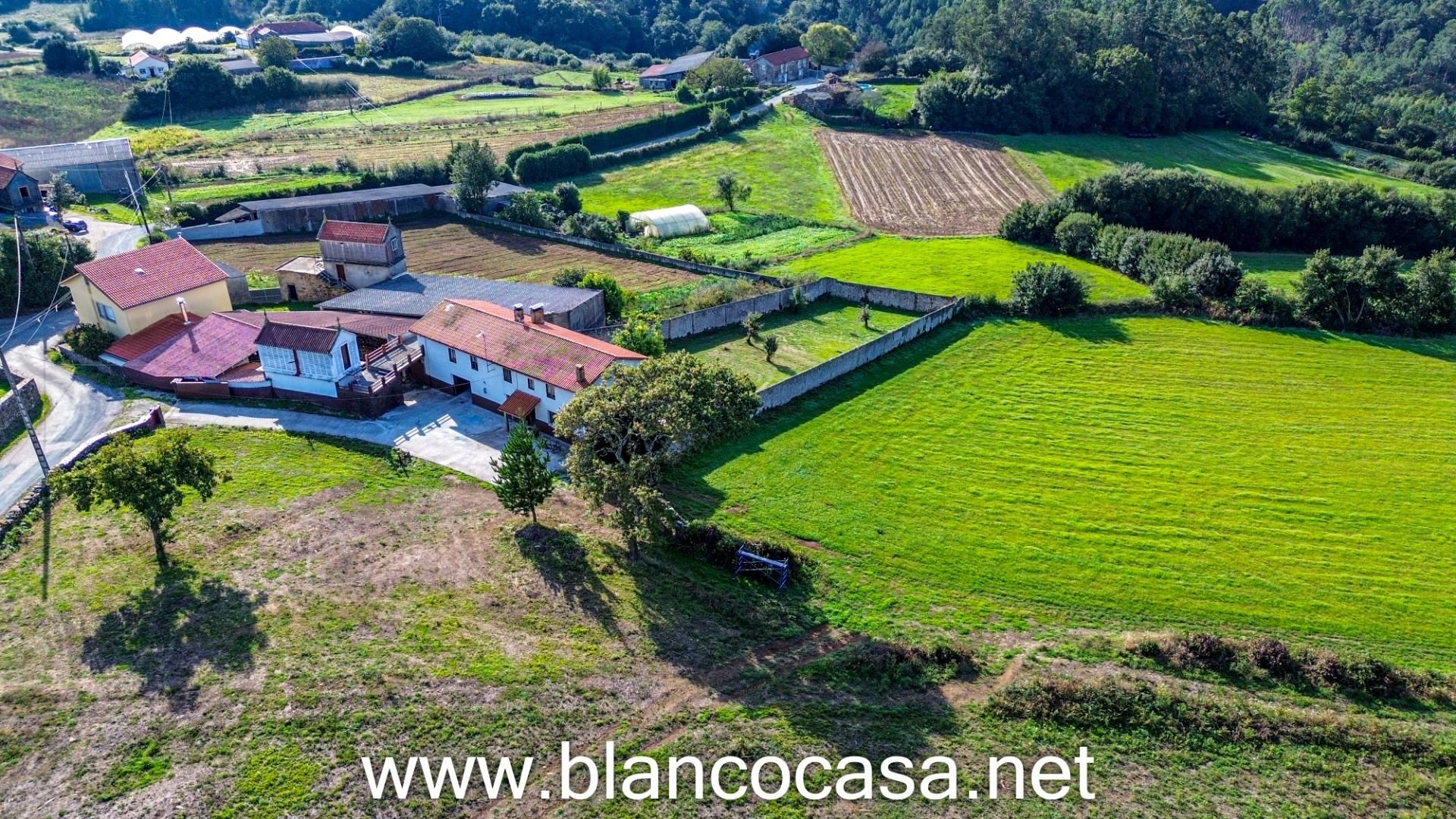 House or chalet for sale in Carballo  with Heating, Private garden and Terrace