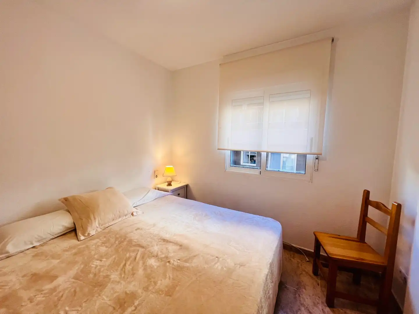 Habitación de Apartamento en venta en Torrevieja con Aire acondicionado, Terraza y Amueblado