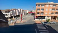 Vista exterior de Pis en venda en San Pedro del Pinatar amb Balcó