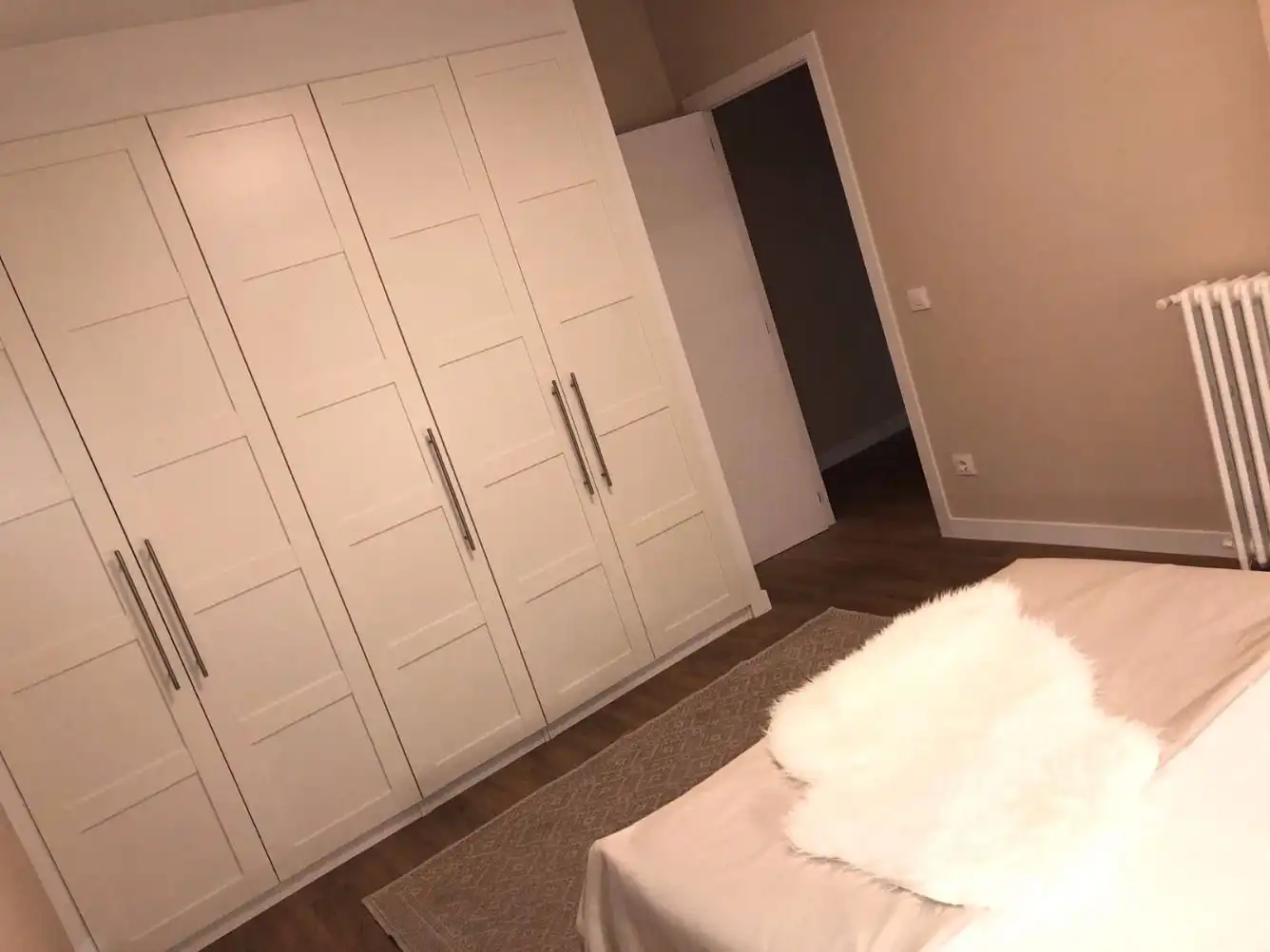 Schlafzimmer von Wohnung zur Miete in Madrid mit Klimaanlage, Heizung und Parkett