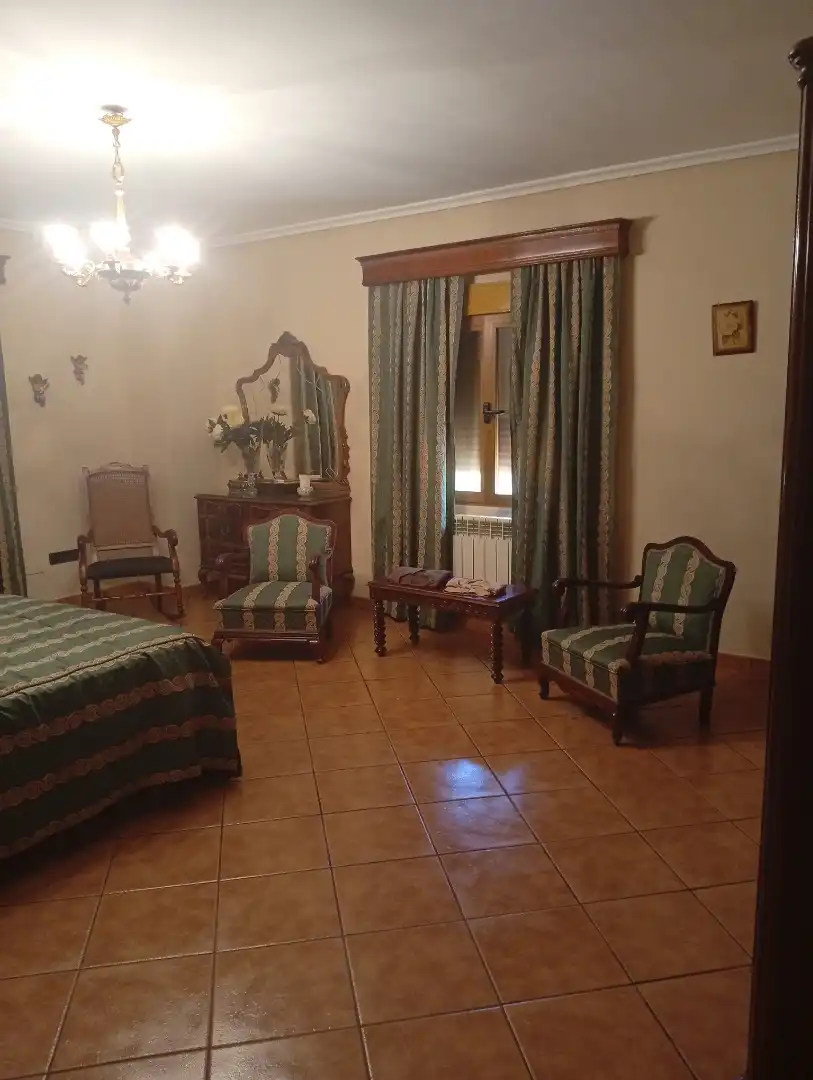 Sala de estar de Casa o chalet en venta en Jaén con Aire acondicionado, Calefacción y Jardín privado