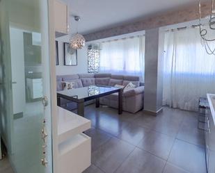 Living room of Flat for sale in  Granada Capital  with Air Conditioner and Heating