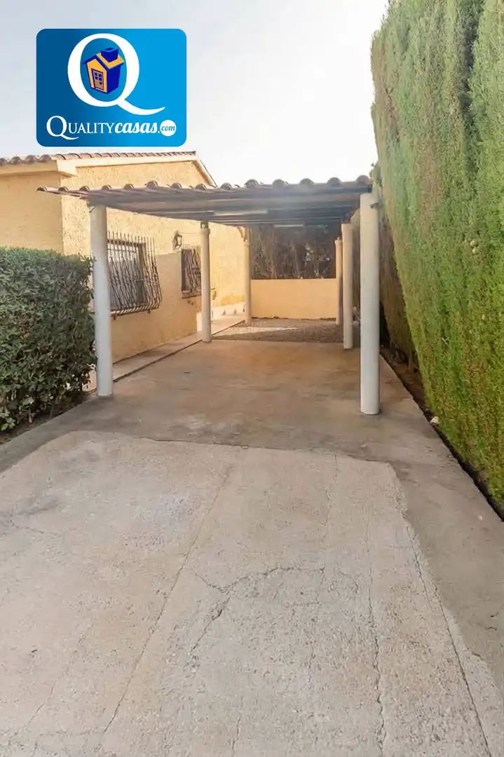 Casa o chalet en venta en El Campello con Calefacción, Terraza y Trastero