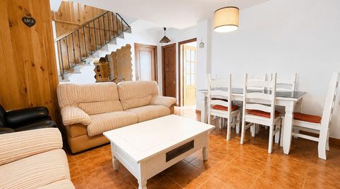 Foto 3 de Casa adosada en venta en San Pedro - Gabriel Miró - María Guerrero, La Línea de la Concepción
