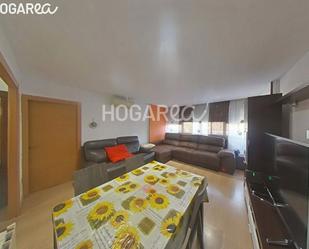 Sala d'estar de Pis en venda en Sant Boi de Llobregat amb Aire condicionat i Calefacció
