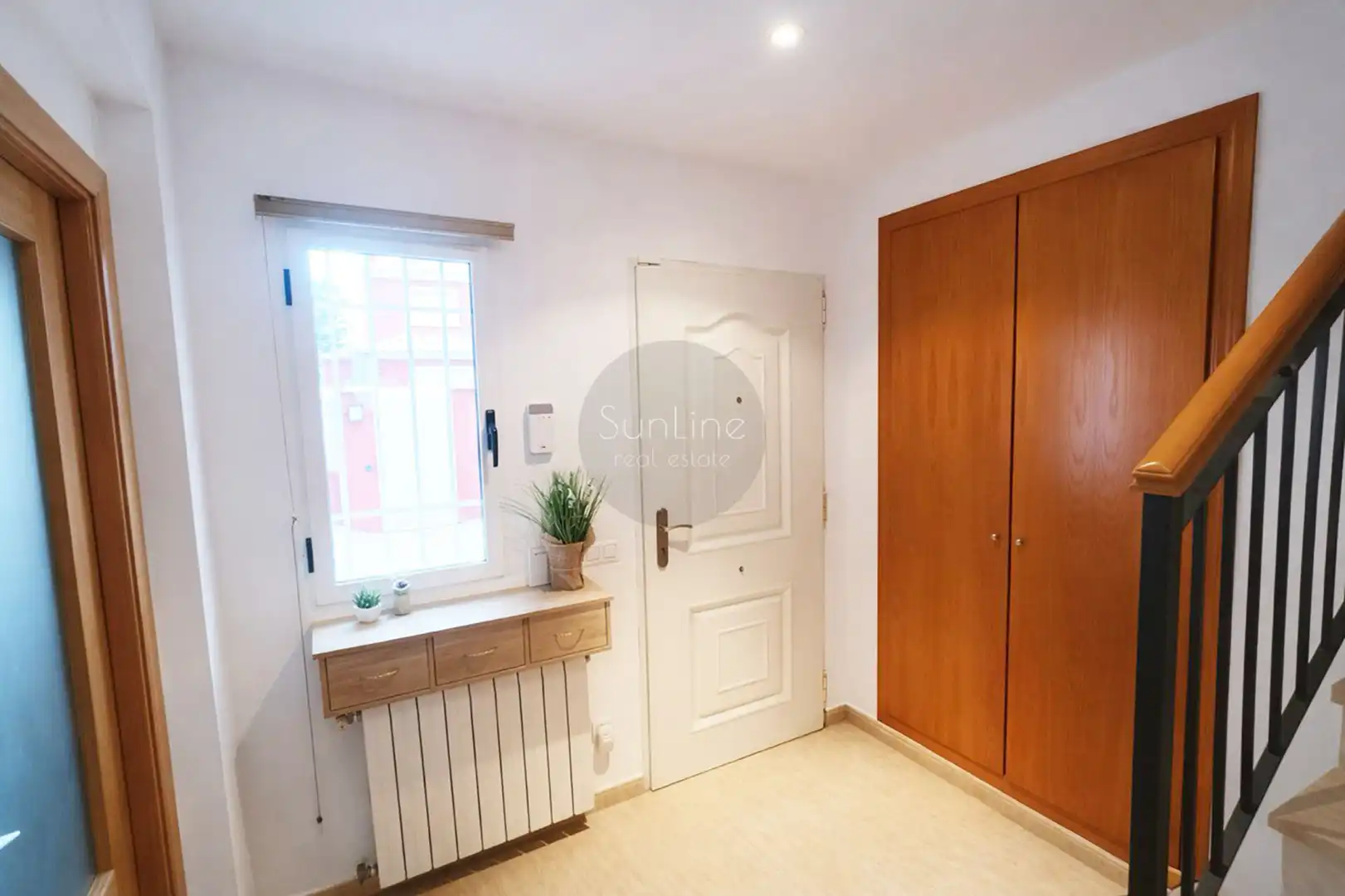 Houses for sale in La Pobla de Vallbona  with Air Conditioner, Private garden and Terrace