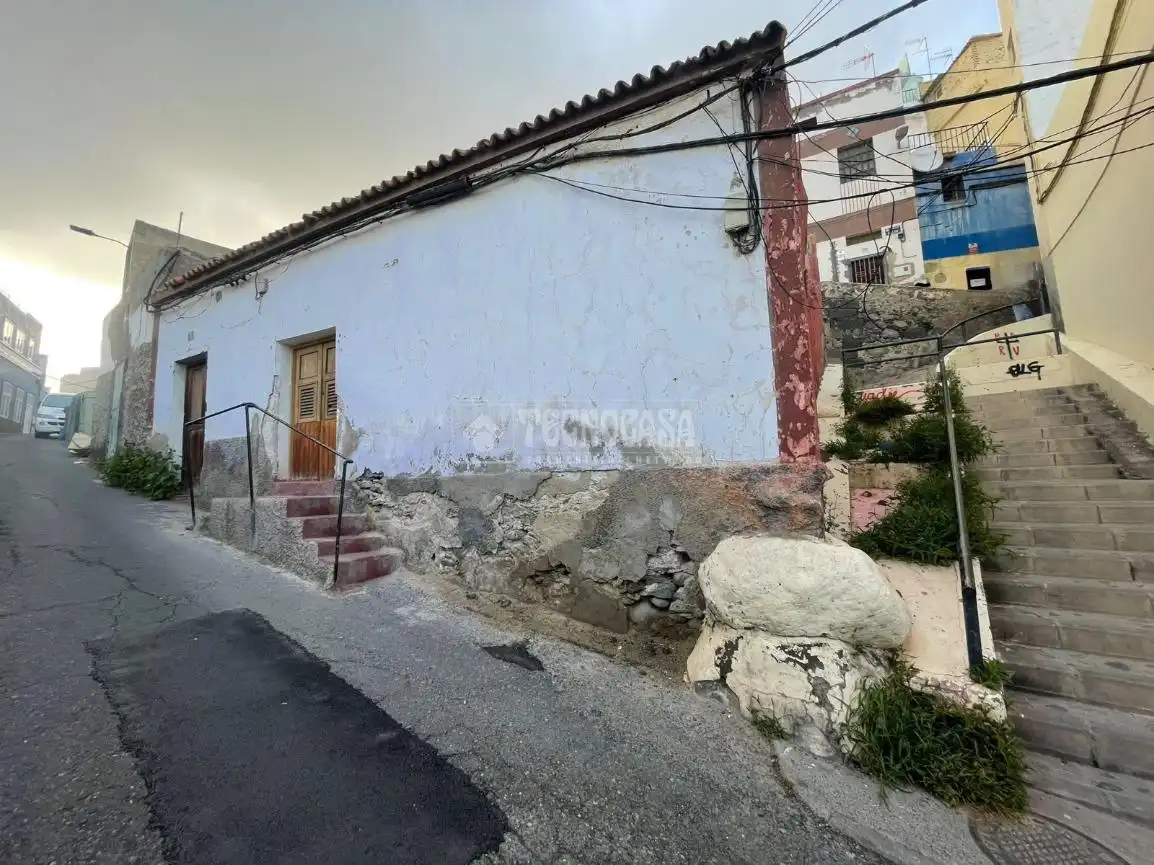 Vista exterior de Casa o xalet en venda en Las Palmas de Gran Canaria
