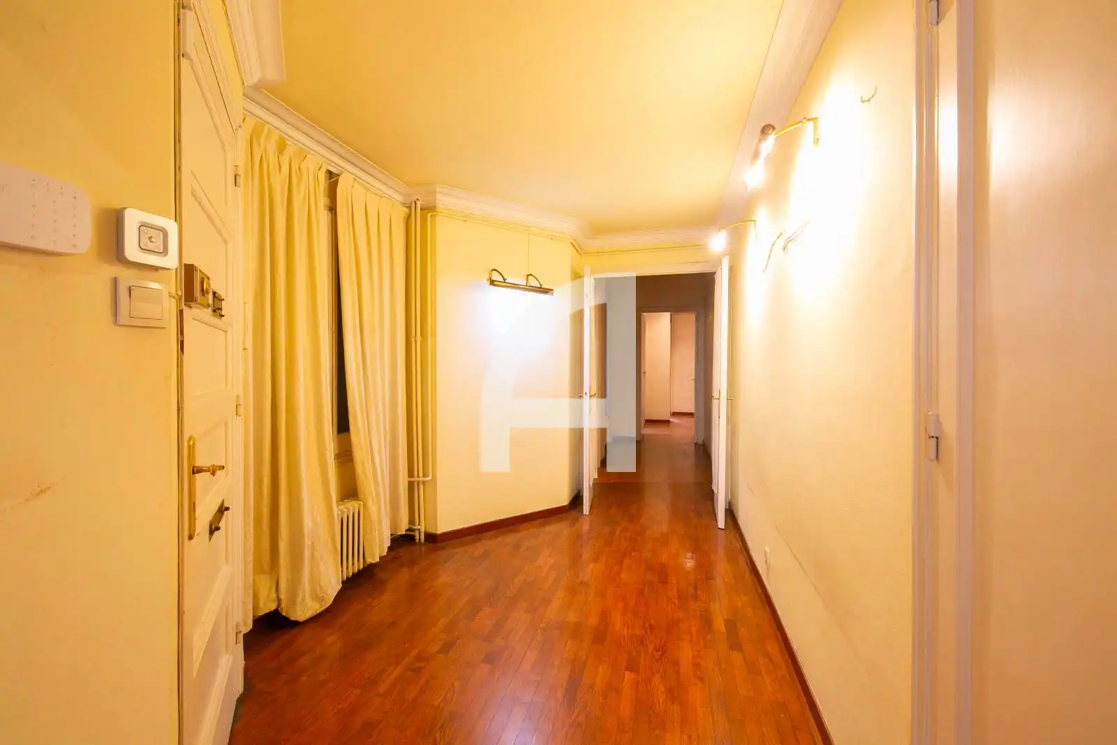Flat for sale in Barcelona  with Heating, Parquet flooring and Terrace