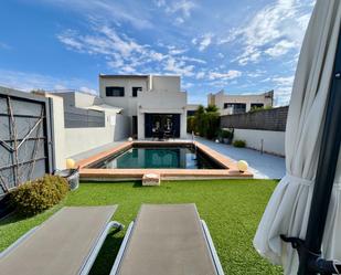 Piscina de Casa adosada en venda en Llucmajor amb Aire condicionat, Calefacció i Jardí privat