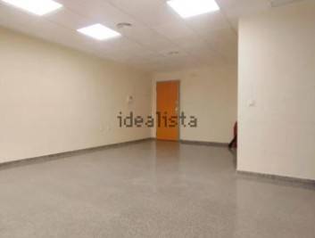 Oficina en Venta en Carrer de Montreal 76, 1 en Parc Central