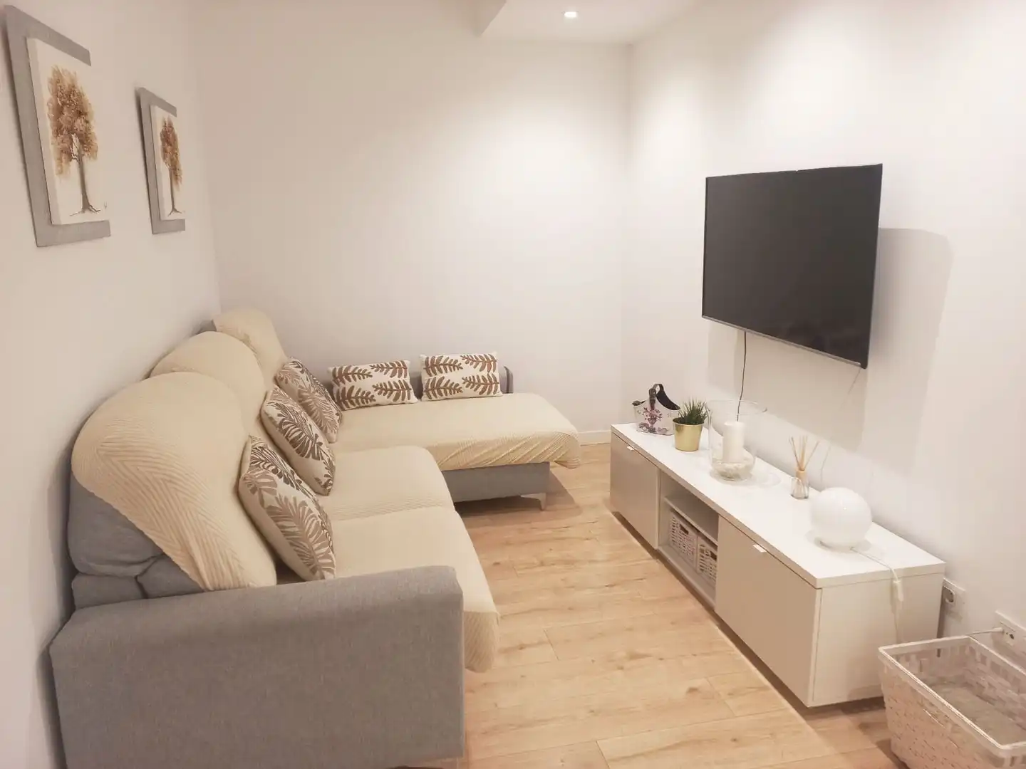 Sala de estar de Casa adosada en venta en Vélez-Málaga con Aire acondicionado, Terraza y Trastero