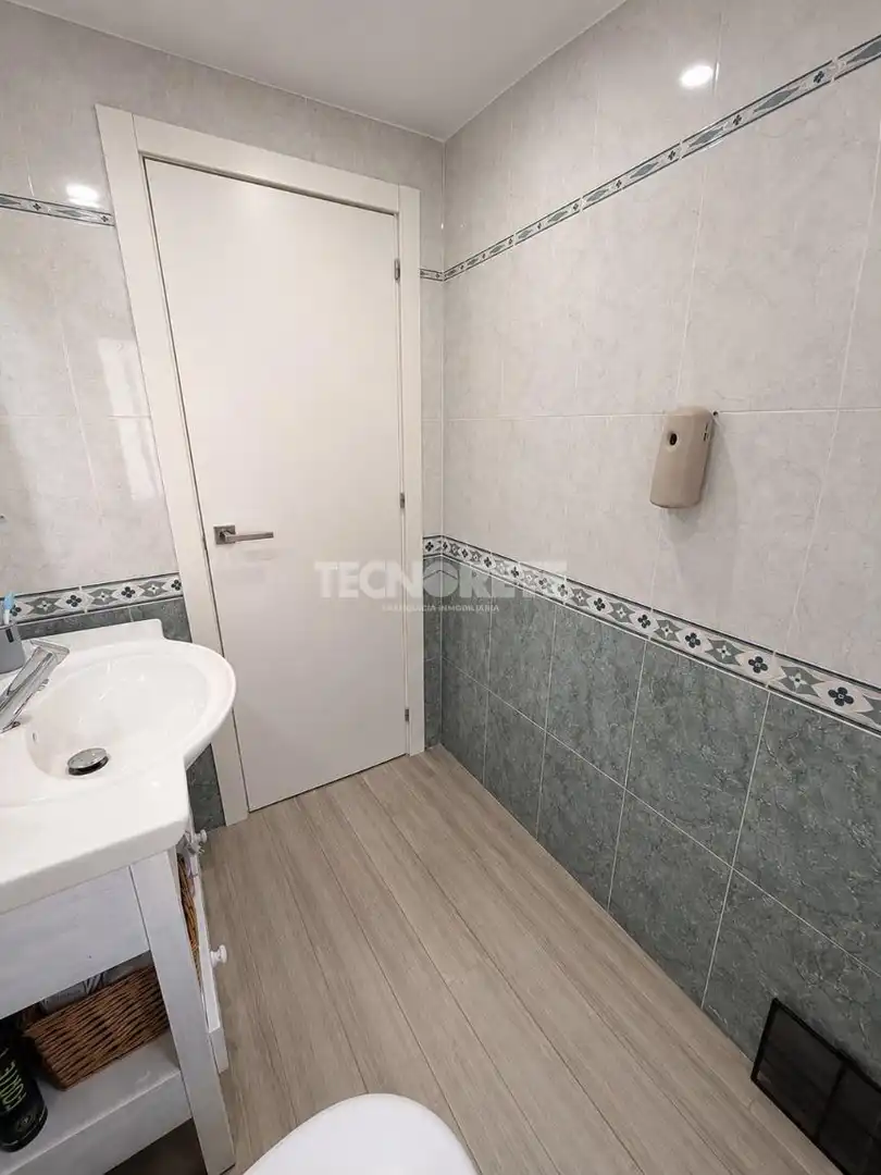Baño de Piso en venta en Illescas con Aire acondicionado, Calefacción y Terraza