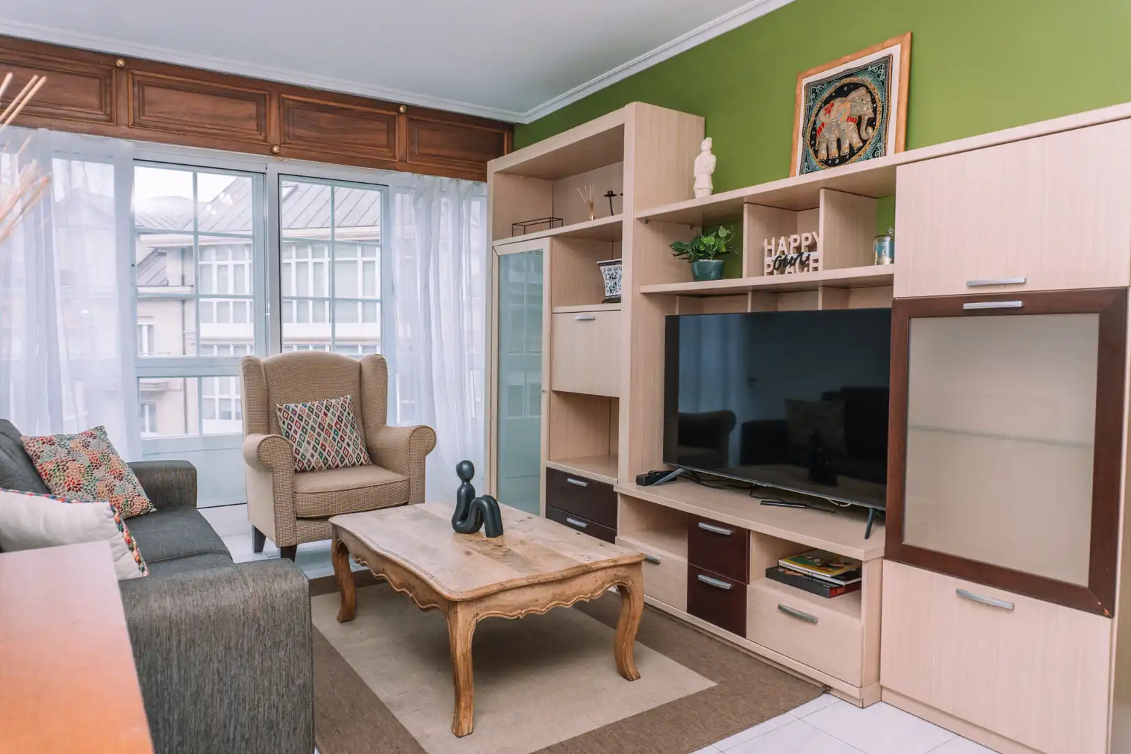 Living room of Flat for rent in Vigo   with Heating, Parquet flooring and Terrace