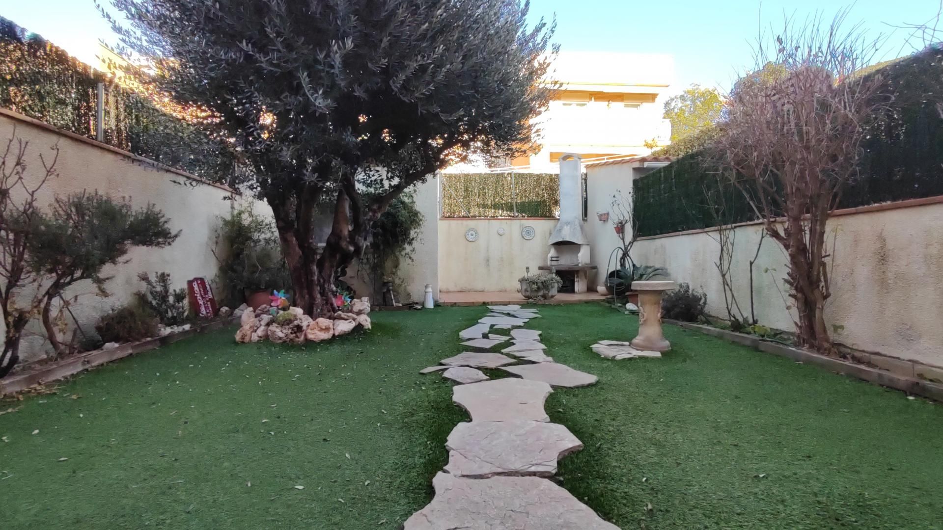Garden of Single-family semi-detached for sale in Manresa  with Heating