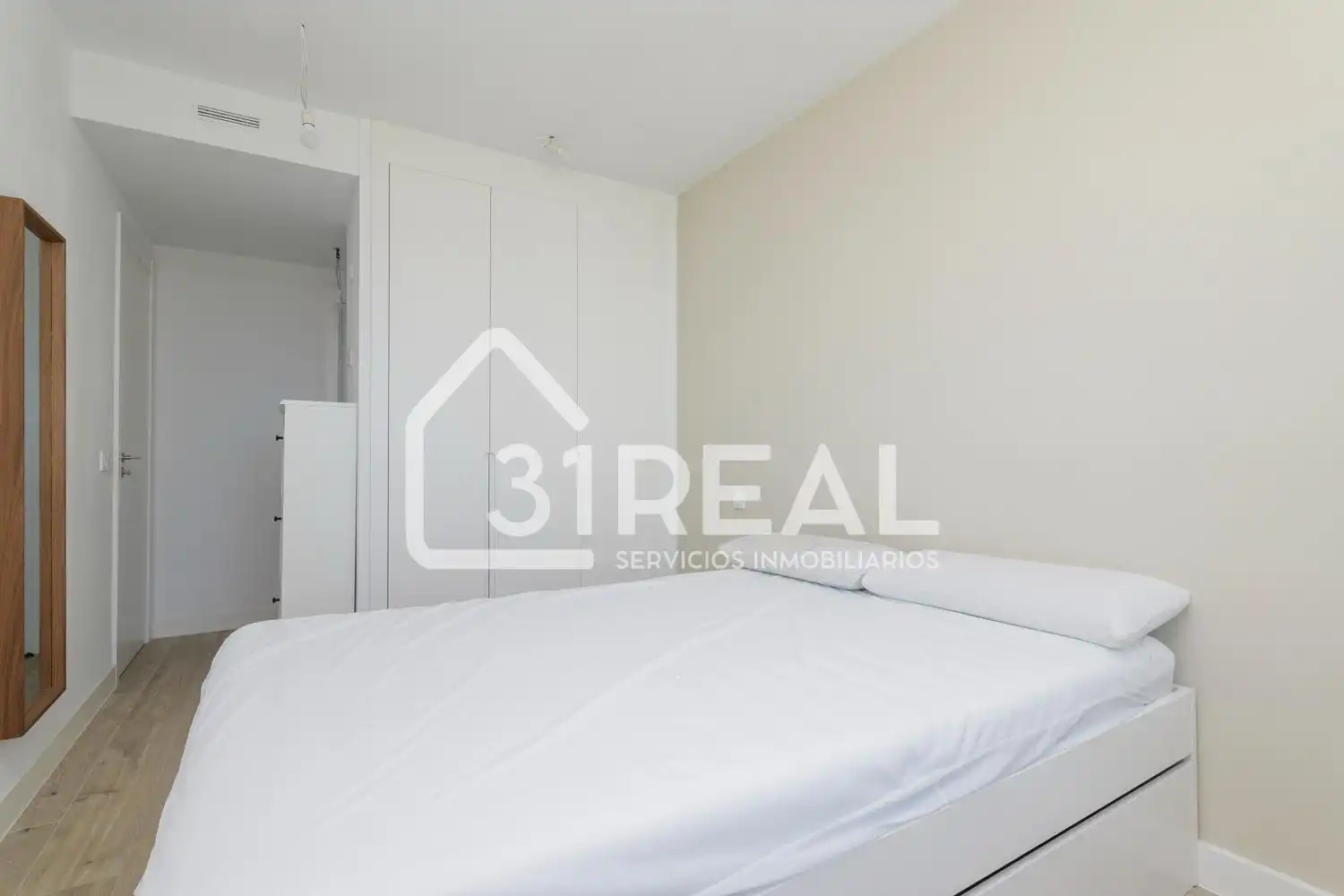 Bedroom of Flat for sale in Madrid  with Air Conditioner, Heating and Terrace