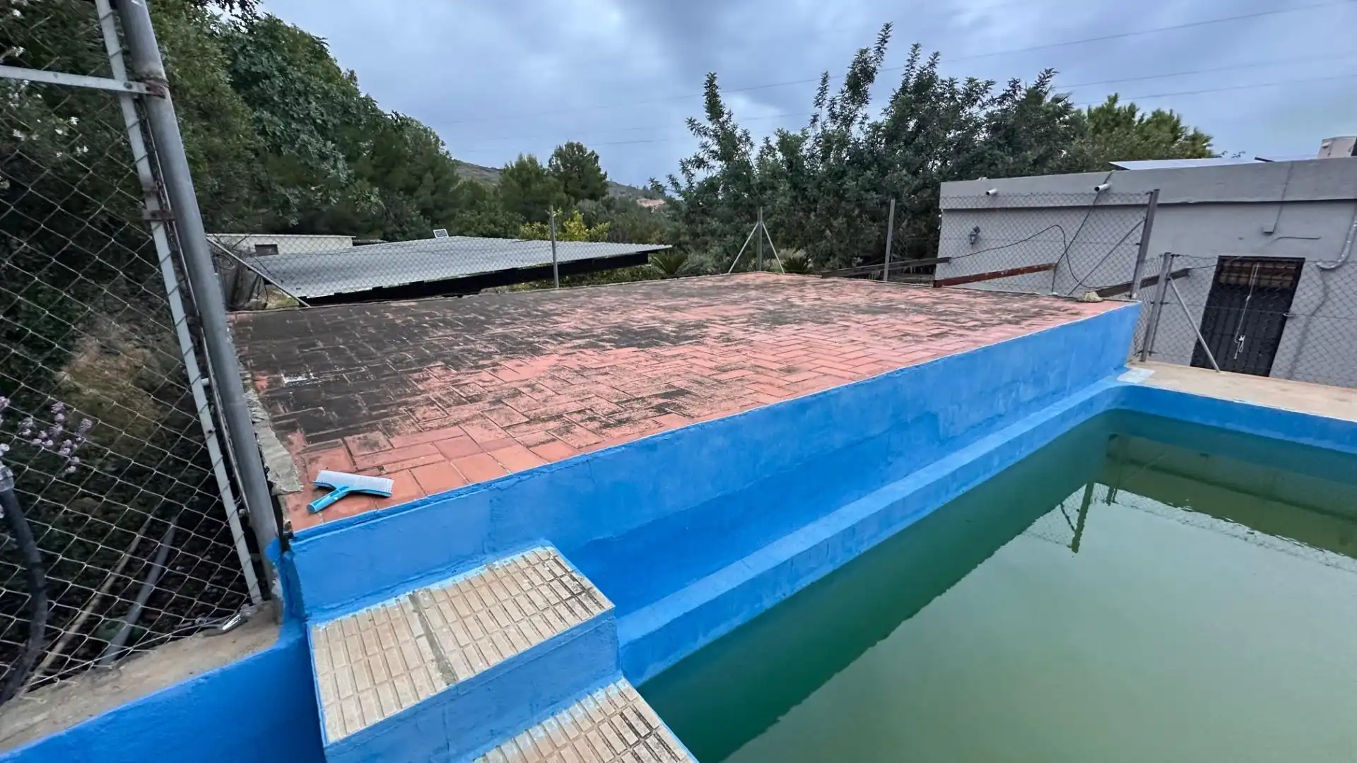 Piscina de Casa o chalet en venta en Tous con Jardín privado, Terraza y Trastero