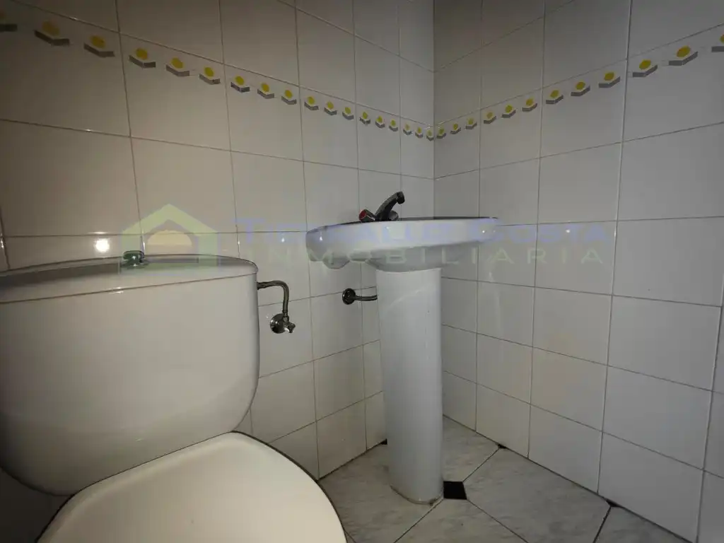 Baño de Piso en venta en Lepe con Balcón