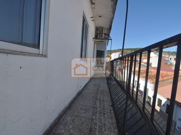 Wohnung mit Balkon zum Verkauf in Calle Isabel la Católica