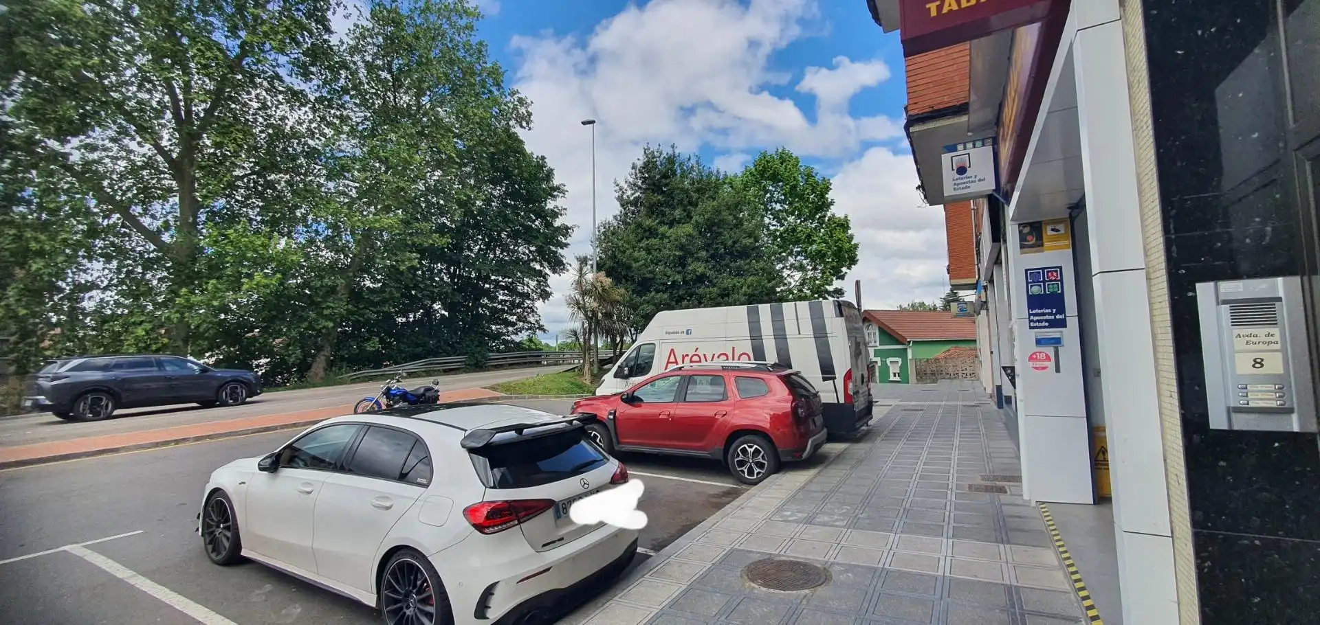Parking de Local en venta en Siero