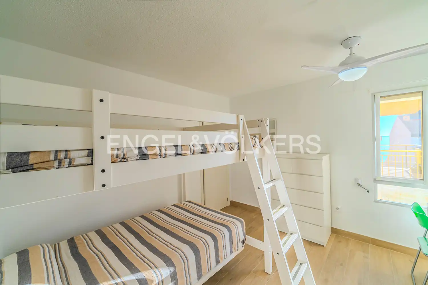 Flat for sale in El Campello  with Air Conditioner, Heating and Terrace