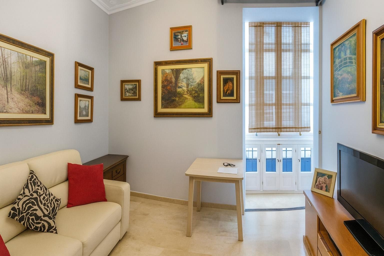 Living room of Flat for sale in  Cádiz Capital