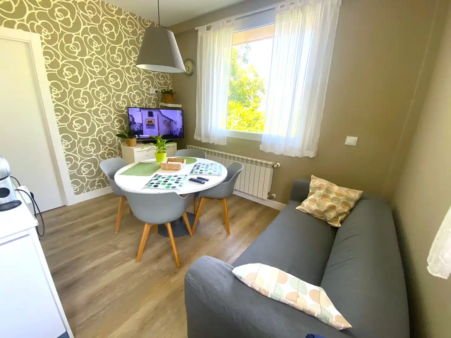 Living room of Houses for sale in Castro-Urdiales  with Heating, Private garden and Parquet flooring