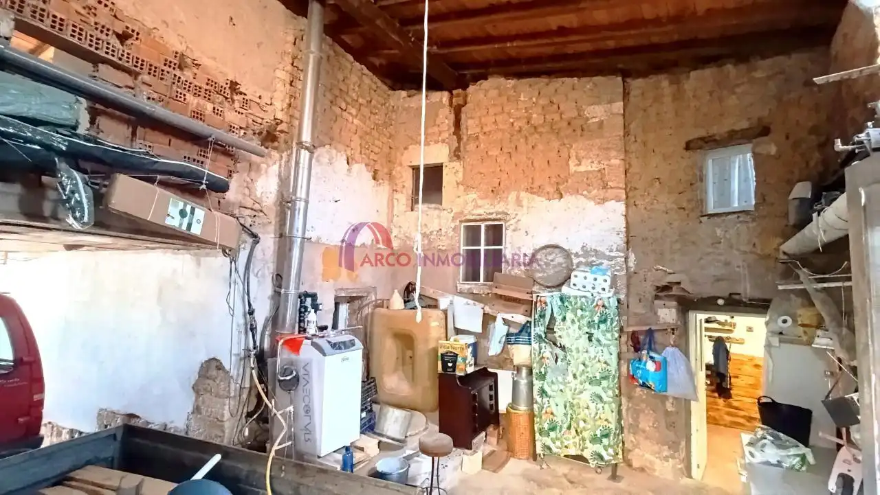 Country homes for sale in Buniel  with Heating, Private garden and Storage room