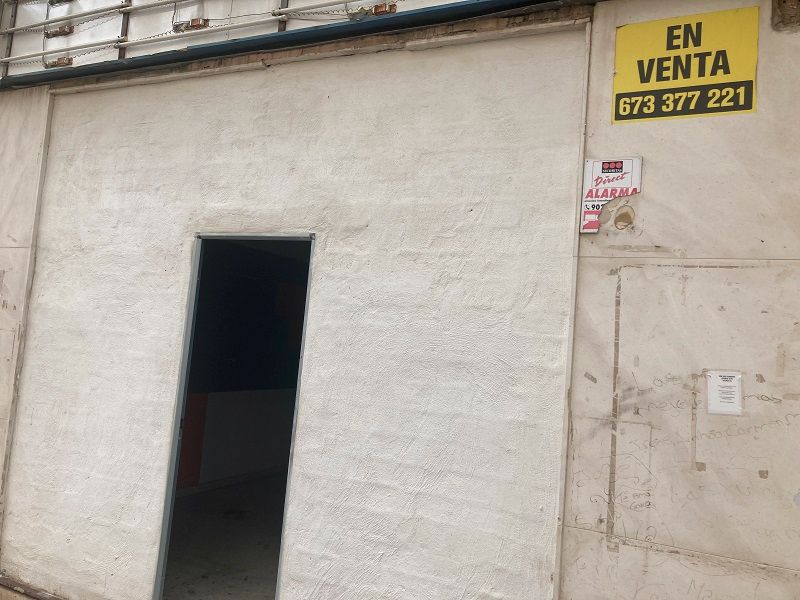 Local en venda a Estrella De La Mañana, 1, El Plantinar – Avda. La Paz - El Juncal