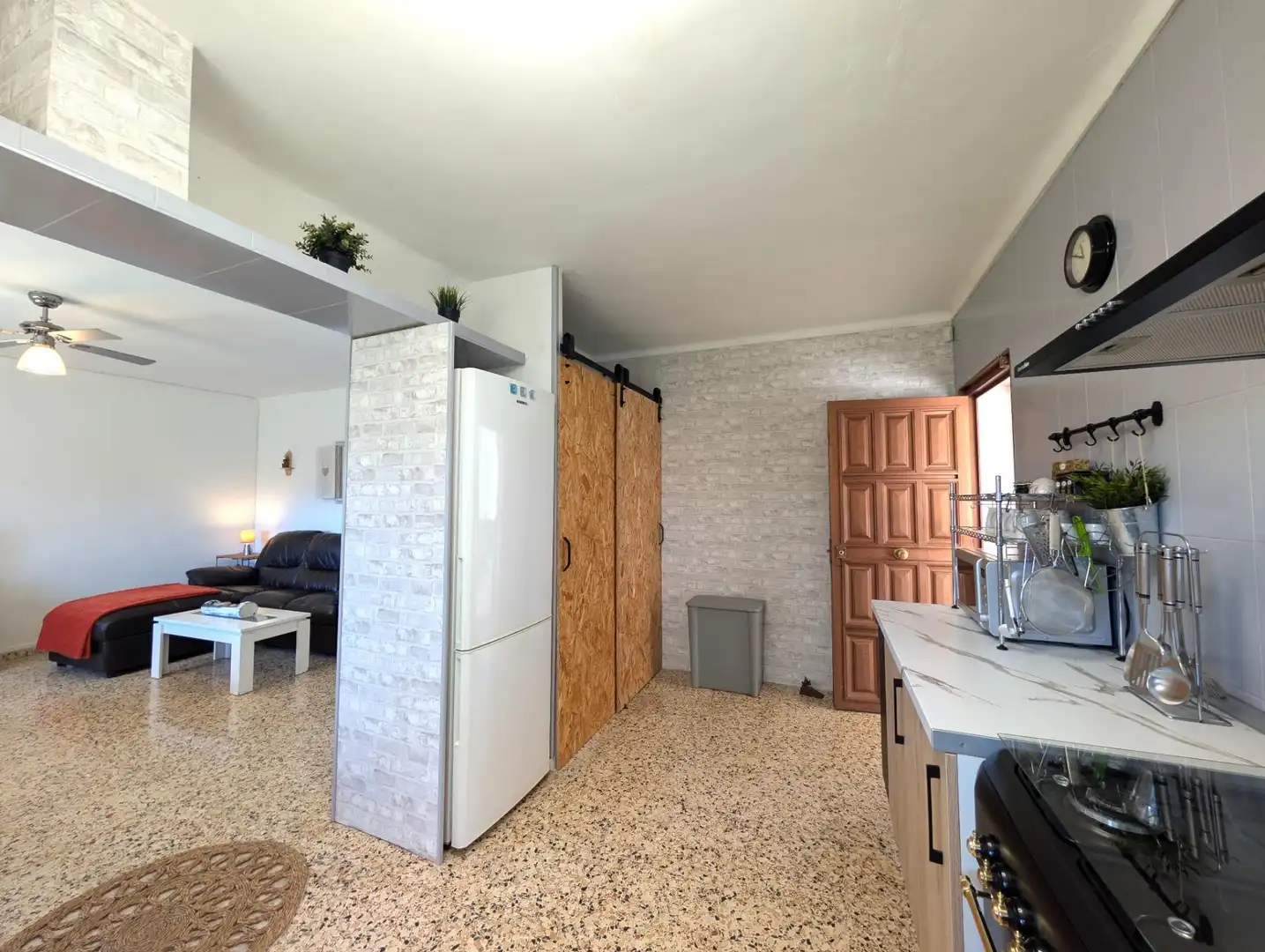 Kitchen of Houses for rent in Gaianes