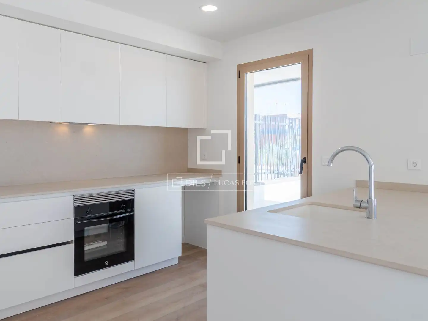 Piso con terraza en venta en Playa del Puig, imagen 12