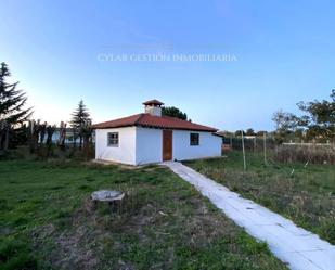 Casa o xalet en venda en Calvarrasa de Abajo amb Calefacció, Jardí privat i Moblat