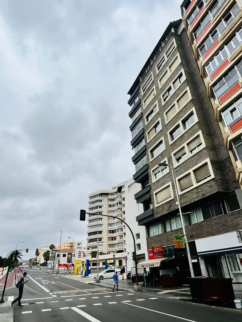Vista exterior de Local de alquiler en Las Palmas de Gran Canaria