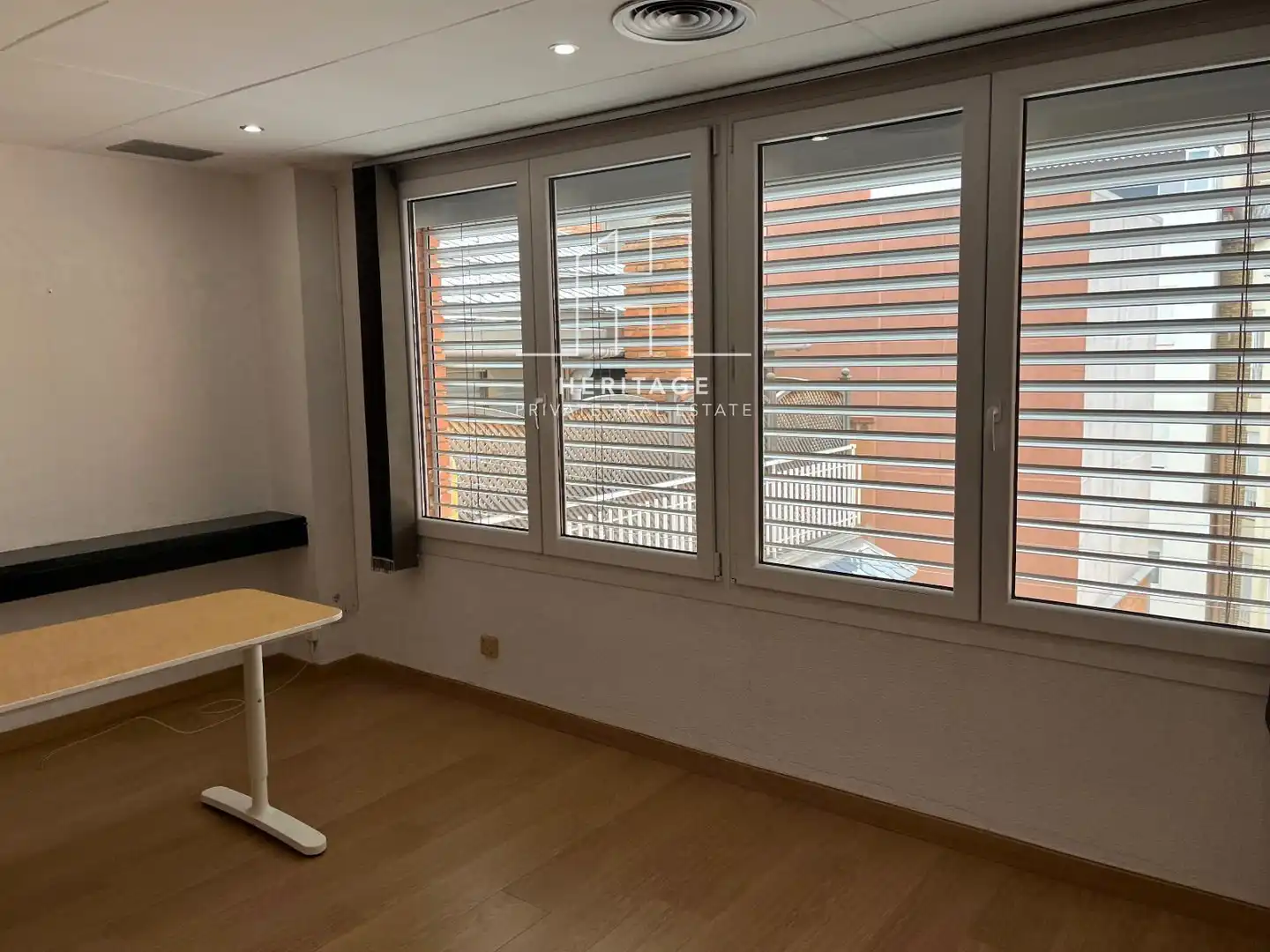 Terraza de Oficina de alquiler en Barcelona con Aire acondicionado, Calefacción y Internet
