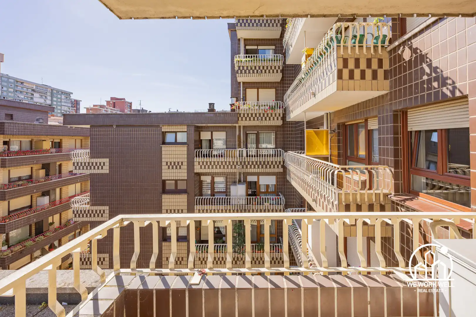 Terraza de Piso en venta en Bilbao  con Calefacción, Amueblado y Horno