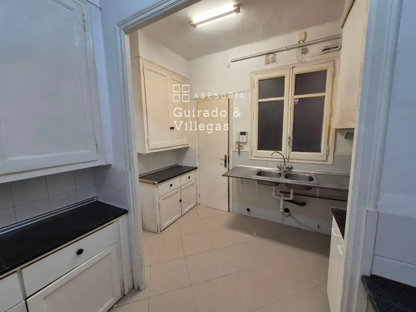 Cocina de Piso en venta en Terrassa con Calefacción