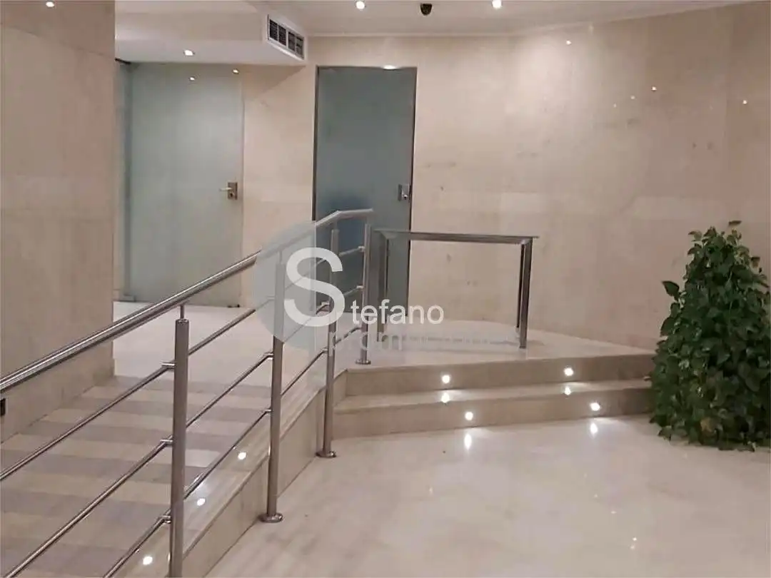 Piso en venta en Marbella con Parquet y Terraza