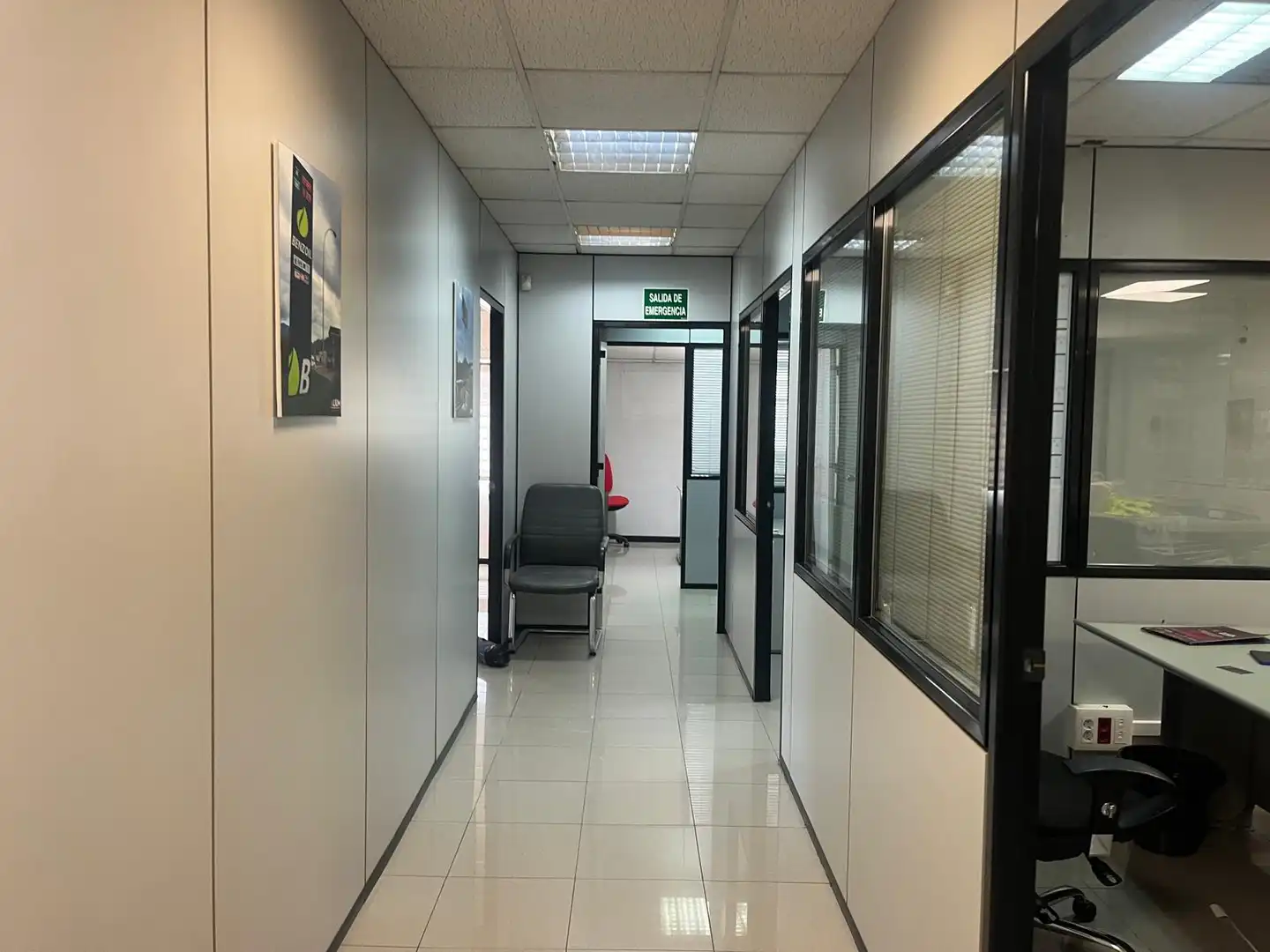 Nau industrial de lloguer en Cornellà de Llobregat amb Calefacció i Alarma