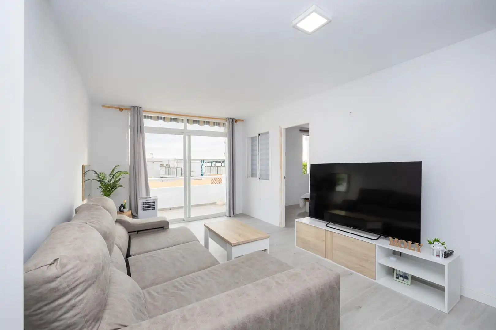 Sala de estar de Piso en venta en Lújar con Jardín privado, Terraza y Balcón