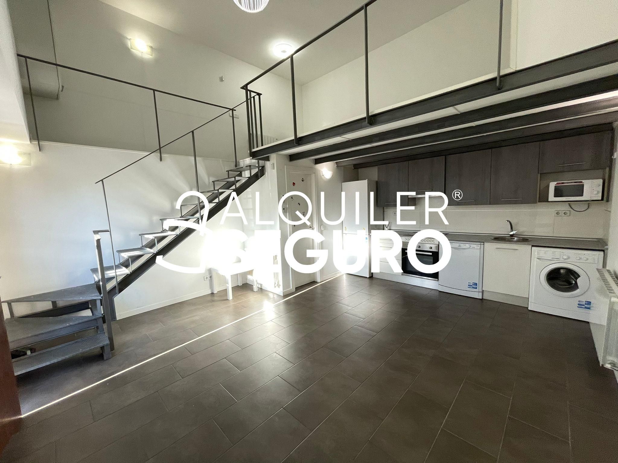Vista exterior de Loft de alquiler en  Madrid Capital con Aire acondicionado, Calefacción y Piscina