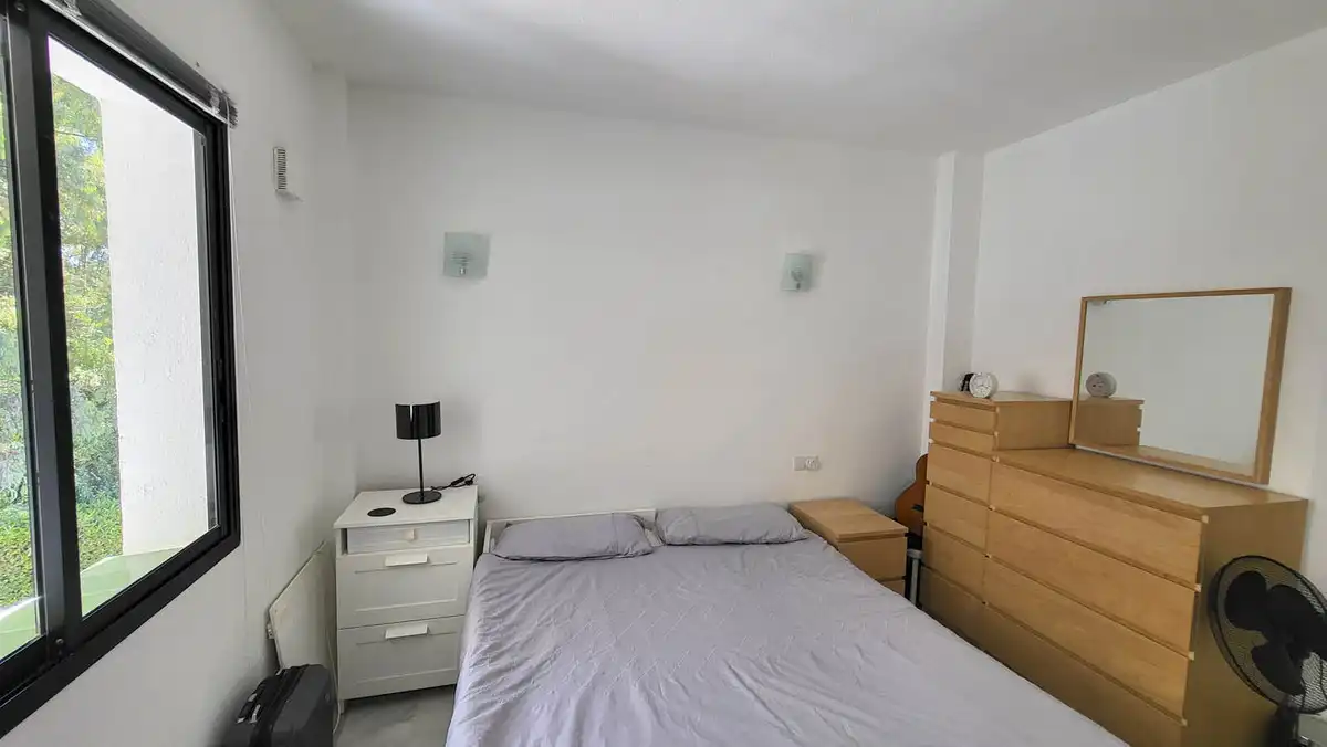 Habitación de Apartamento en venta en Calahonda 