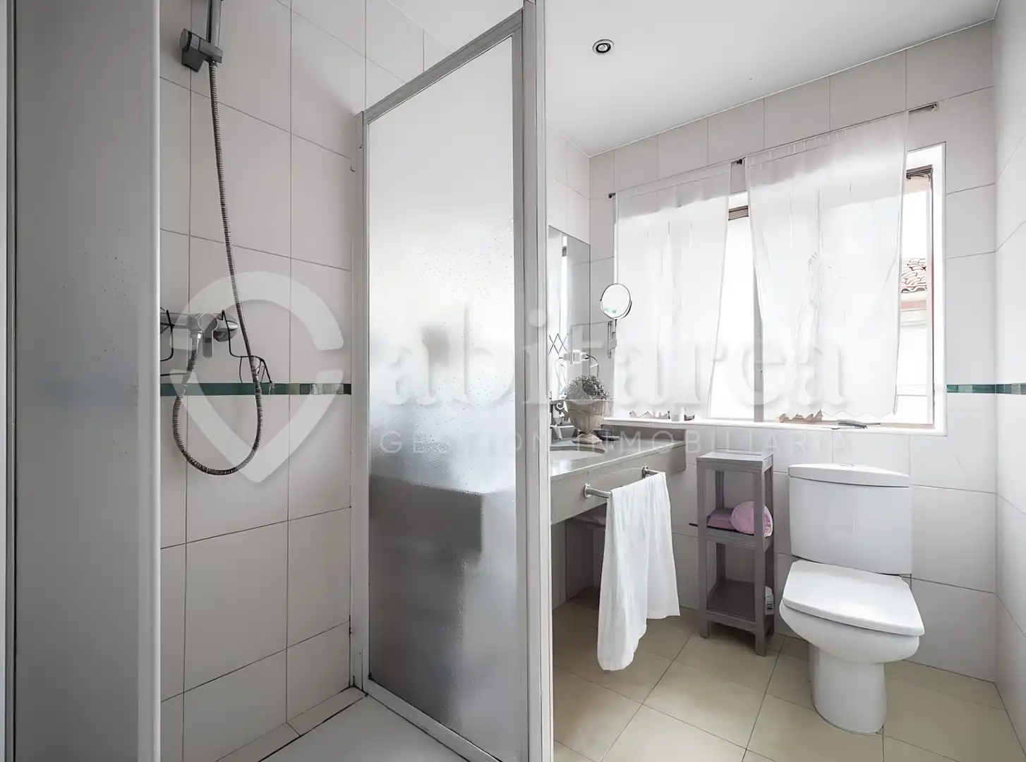 Bathroom of Flat for sale in Santander  with Heating and Parquet flooring