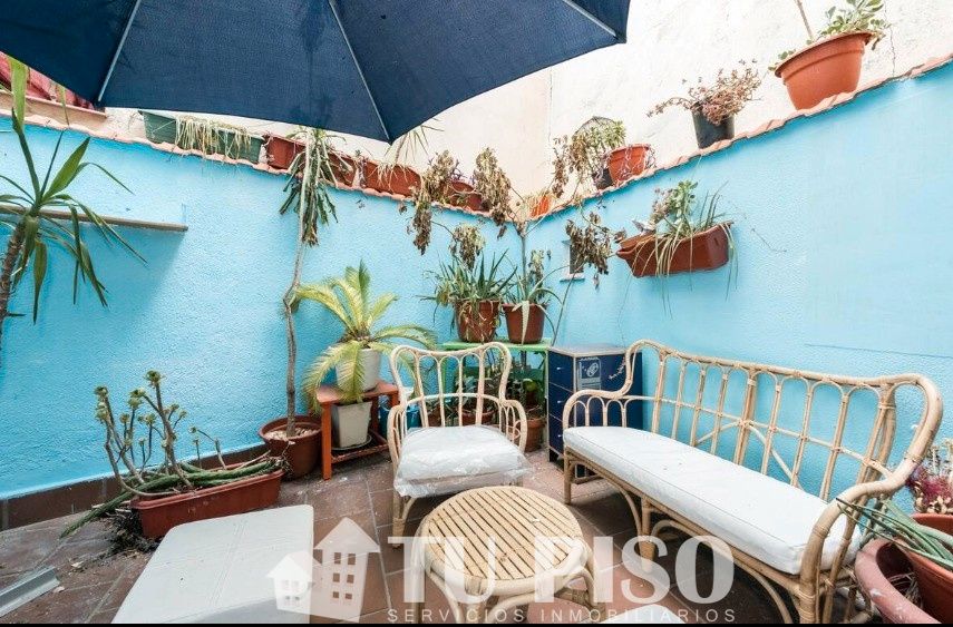 Apartment for sale in Calle de los Tres Peces, Embajadores - Lavapiés