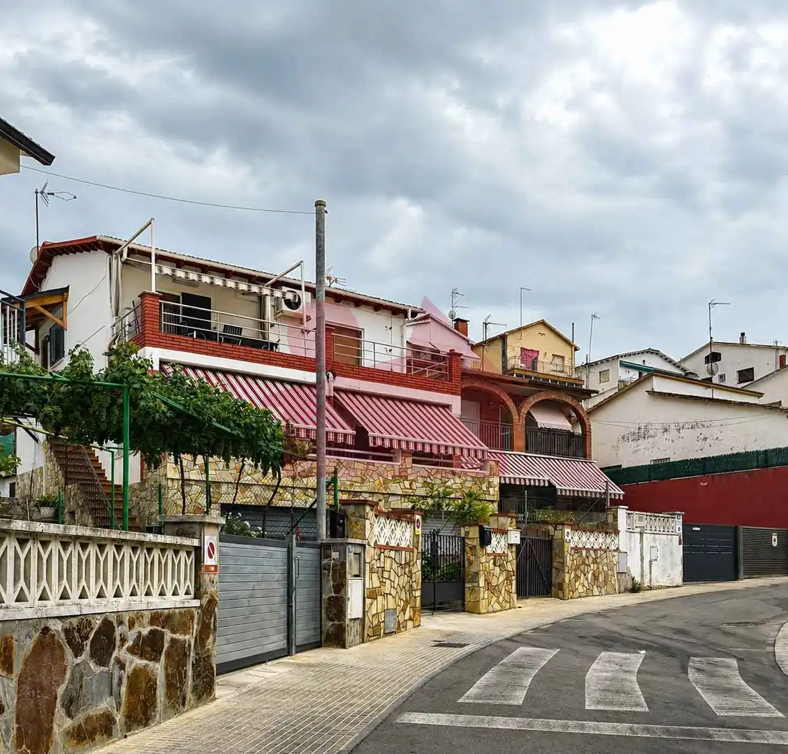 Detached homes for sale in Martorelles