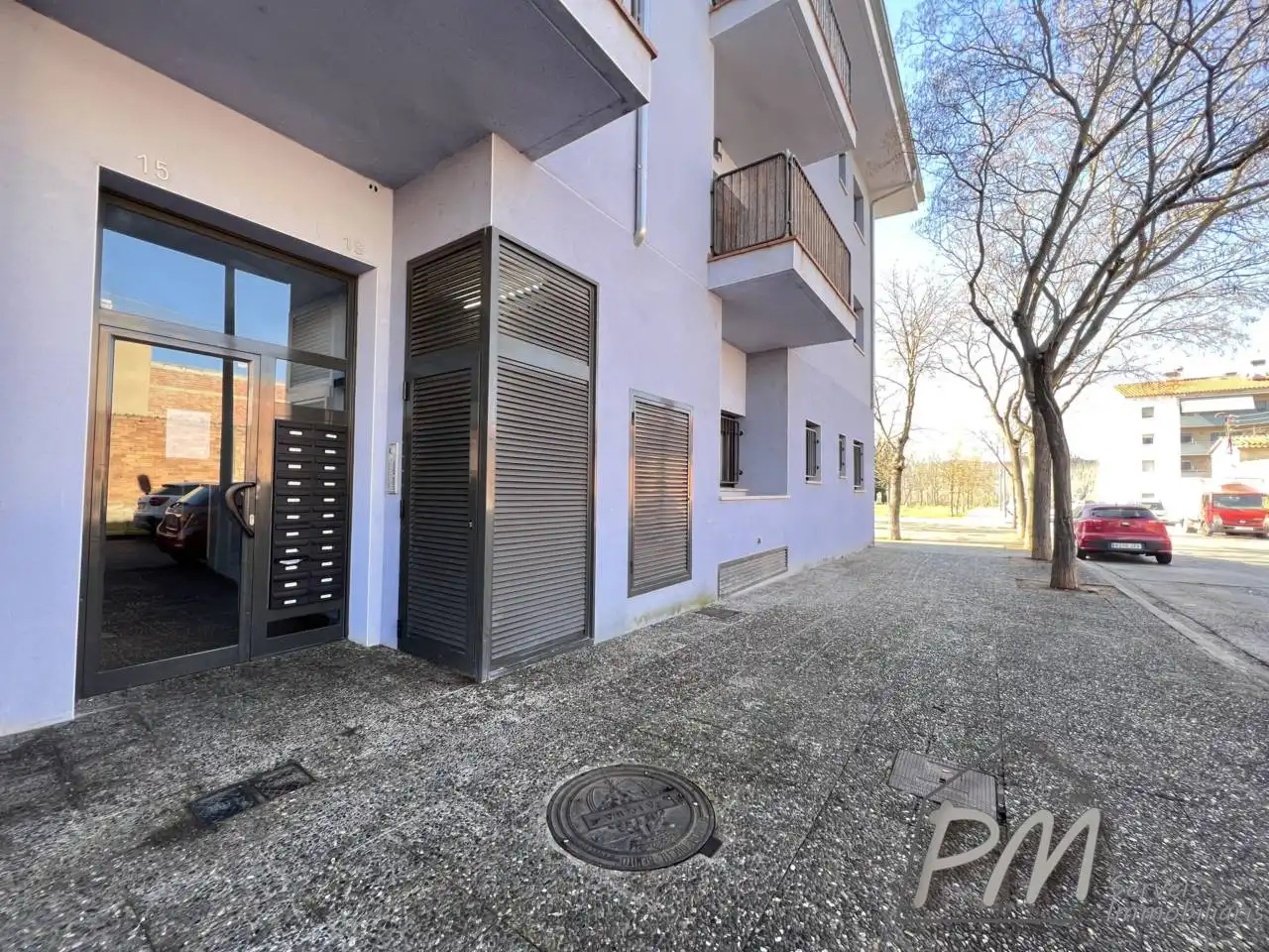 Exterior view of Garage for rent in Girona