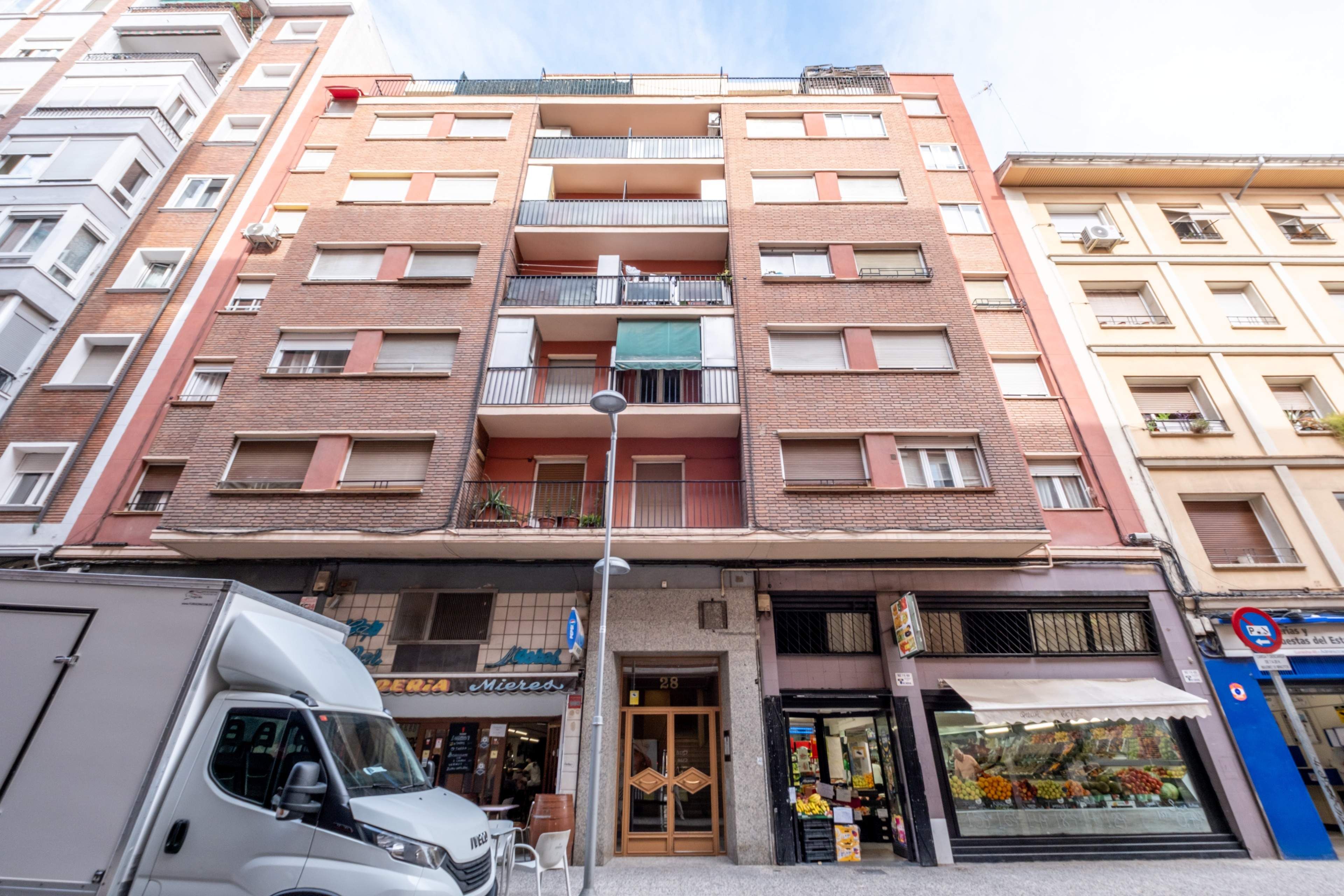 Exterior view of Flat for sale in  Zaragoza Capital  with Heating